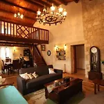 Hotel Elafos 3*