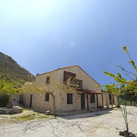 Hotel Elafos 3*