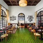 Elafos Hotel 3*