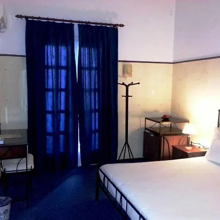 Elafos 3* Sálakos