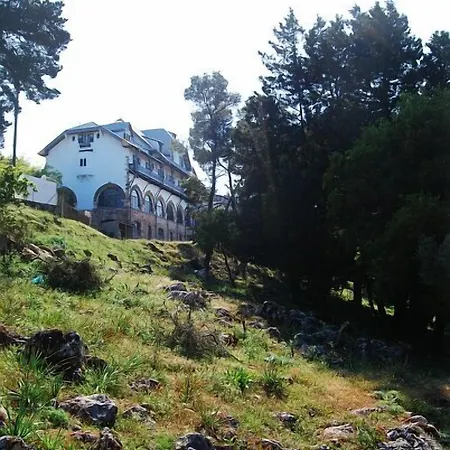 Elafos Sálakos