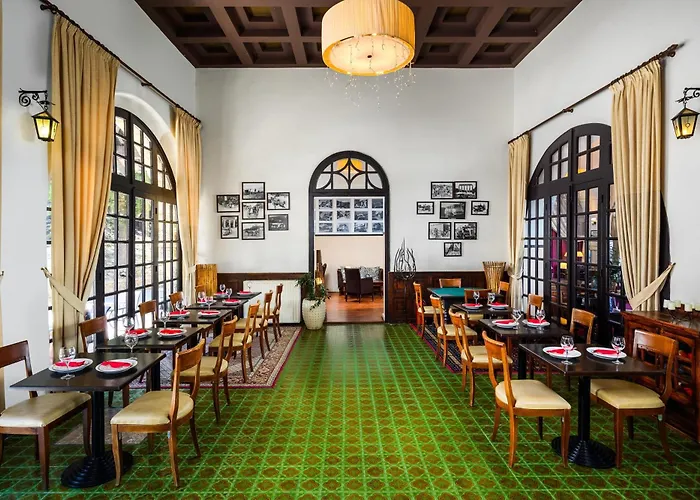 厄拉佛斯酒店 酒店 3*