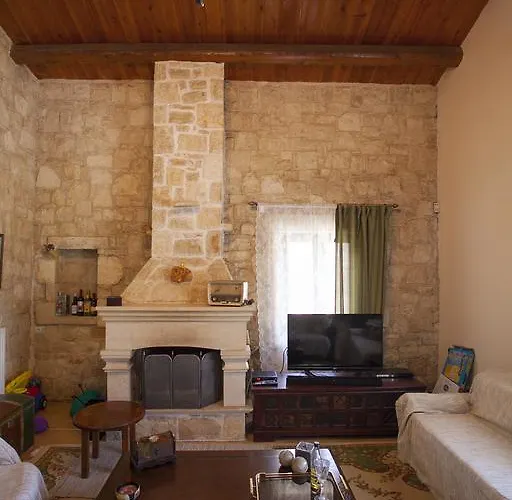 호텔 Elafos Sálakos