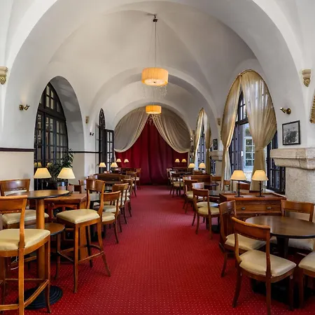 Szálloda Elafos Szálakosz